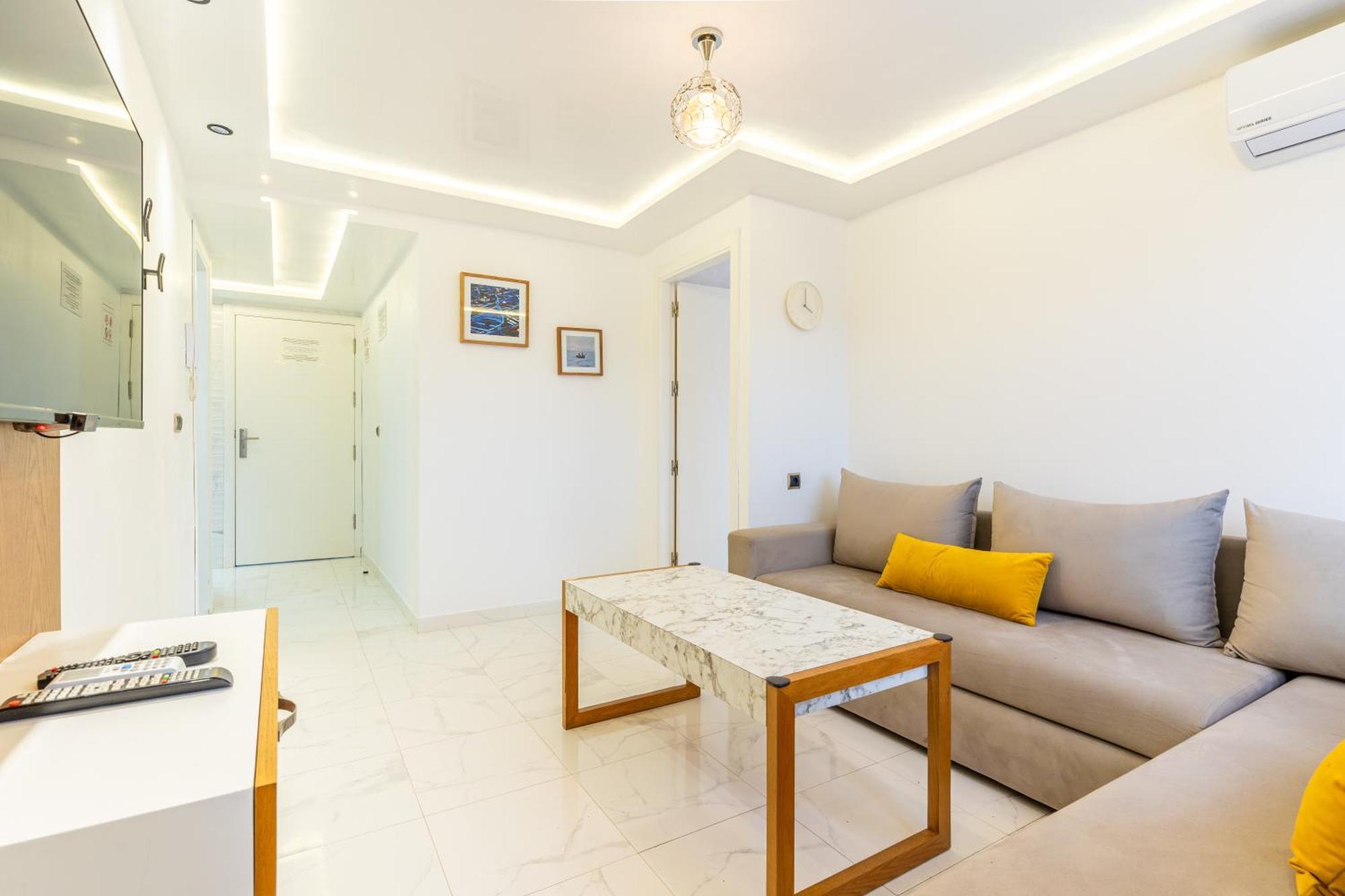Hot Appar Luxury Suitemar M'Diq Esterno foto